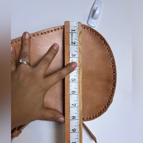 Ukelele Genuin Brown Leather Case Crossbody Strap Minimalist Neutral adjustable - Picture 9 of 14